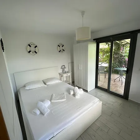 La Casa Al Mare Mola Kalyva