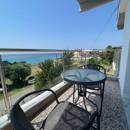 Aparthotel La Casa Al Mare Mola Kalyva