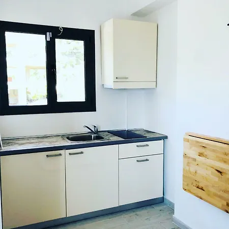 La Casa Al Mare Aparthotel Mola Kalyva