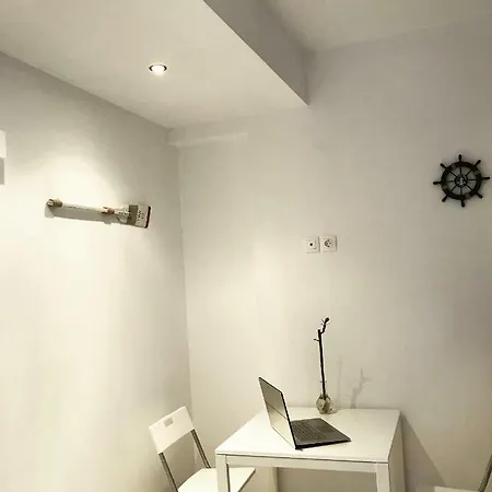La Casa Al Mare Aparthotel Mola Kalyva