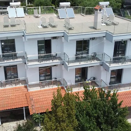 La Casa Al Mare 3* Мола-Калива