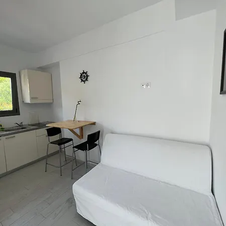 מלון דירות La Casa Al Mare 3*