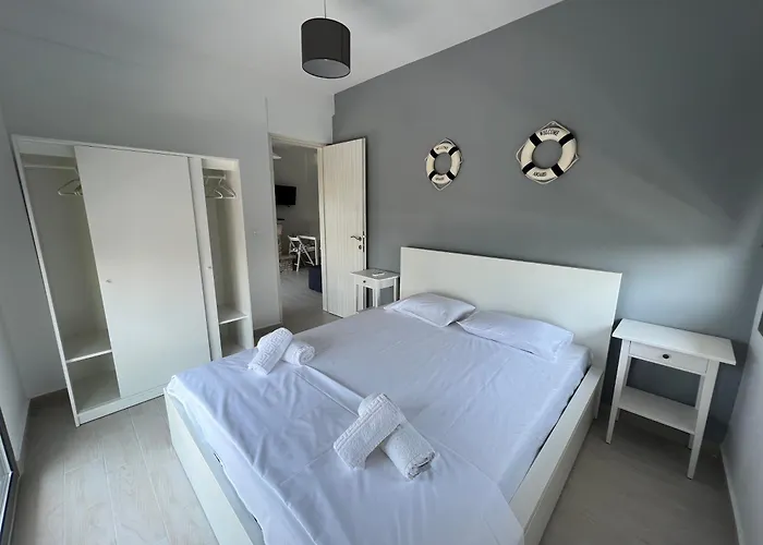 La Casa Al Mare 3* Мола-Калива